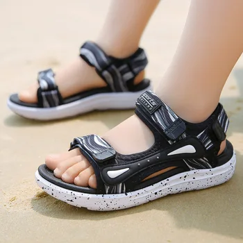 Детские сандалии Модные спортивные студенческие пляжные туфли для мальчиков Летние Новые легкие Красивые сандалии для мальчиков с мягкой подошвой